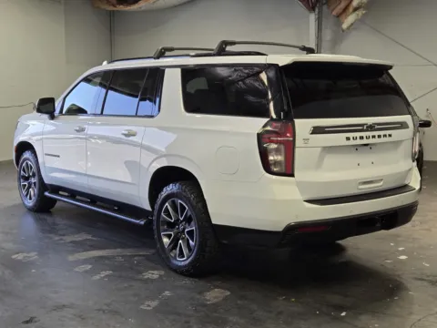 Photos of 2021 Chevrolet Suburban Z71 for sale in Norco, CA at Premium Autos - Norco