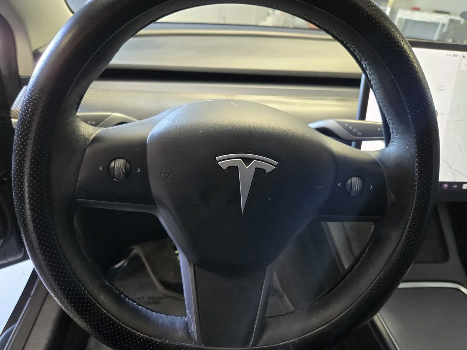 Tesla Model 3 photo 15