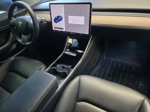 More photos of 2020 Tesla Model 3 Long Range at Premium Autos - Norco, CA