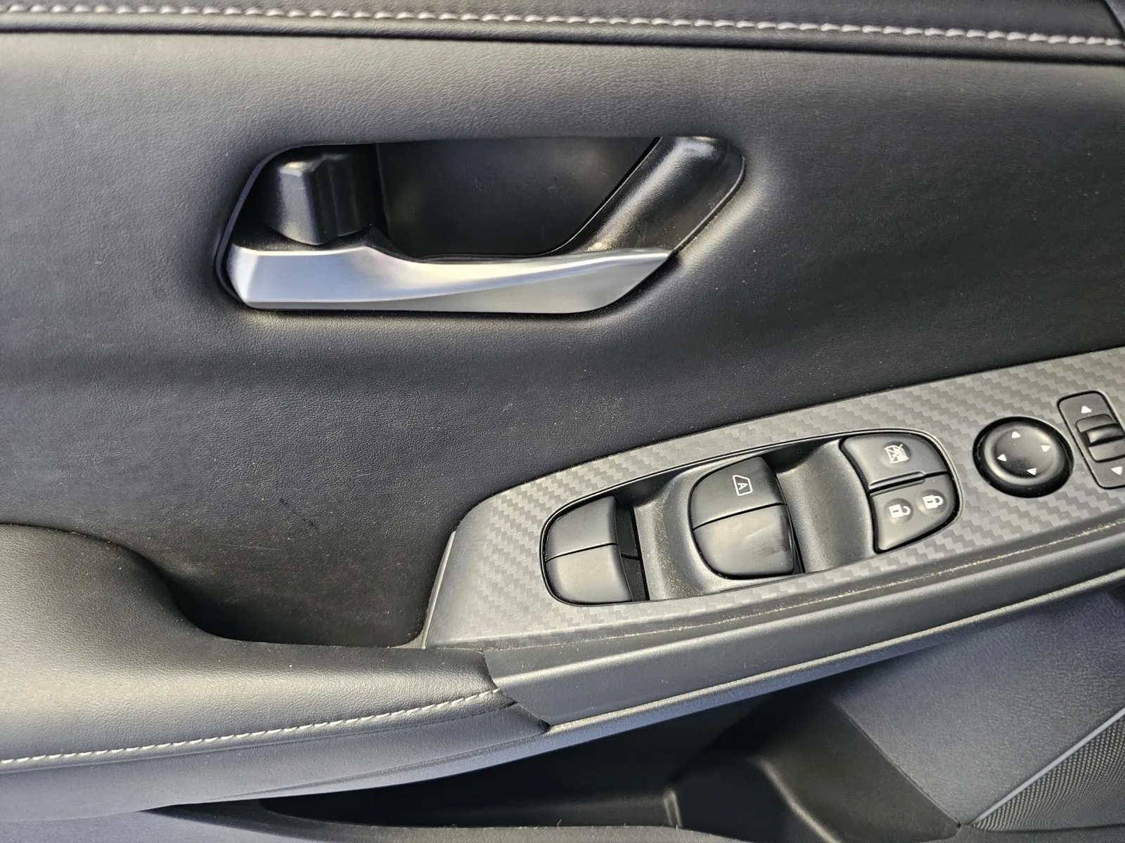 Nissan Sentra photo 13