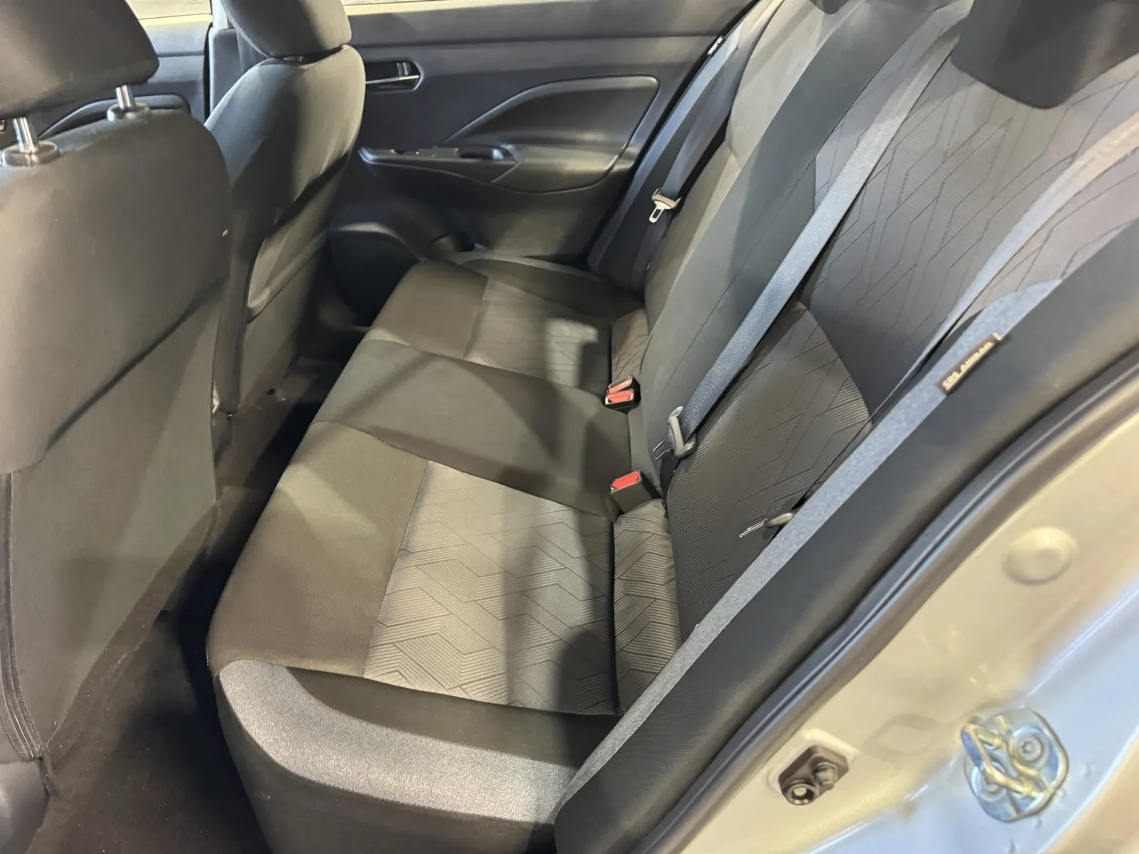 Nissan Versa photo 9