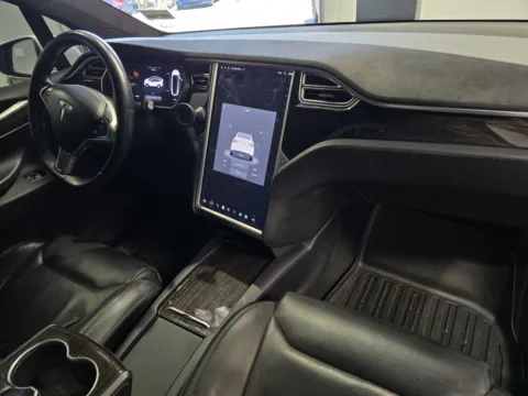 More photos of 2016 Tesla Model X at Premium Autos - Norco, CA