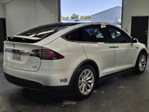 More photos of 2016 Tesla Model X at Premium Autos - Norco, CA