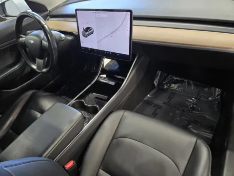 More photos of 2017 Tesla Model 3 at Premium Autos - Norco, CA