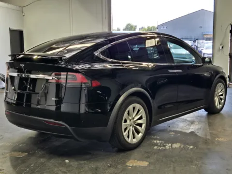 More photos of 2017 Tesla Model X at Premium Autos - Norco, CA