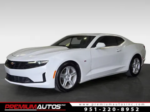 White 2020 Chevrolet Camaro lt for sale in Norco, CA
