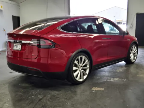 More photos of 2016 Tesla Model X 90D at Premium Autos - Norco, CA