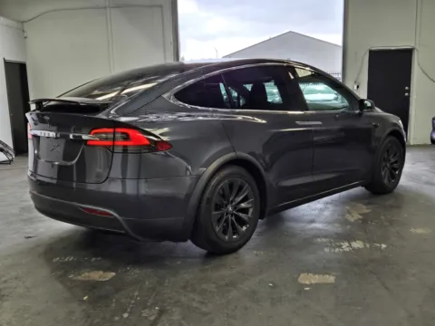 More photos of 2019 Tesla Model X 100D at Premium Autos - Norco, CA