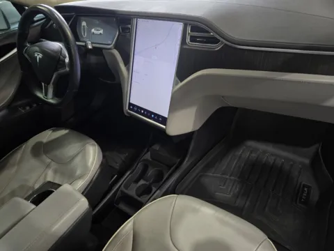 More photos of 2013 Tesla Model S Performance at Premium Autos - Norco, CA