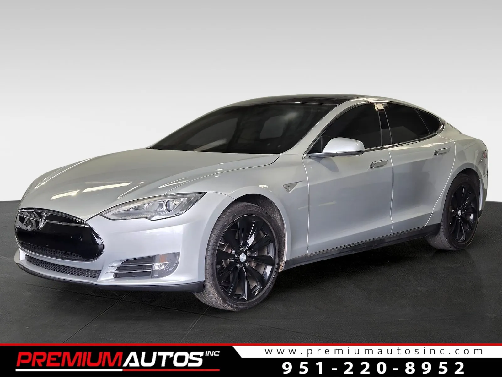 2013 Tesla Model S Performance's photo