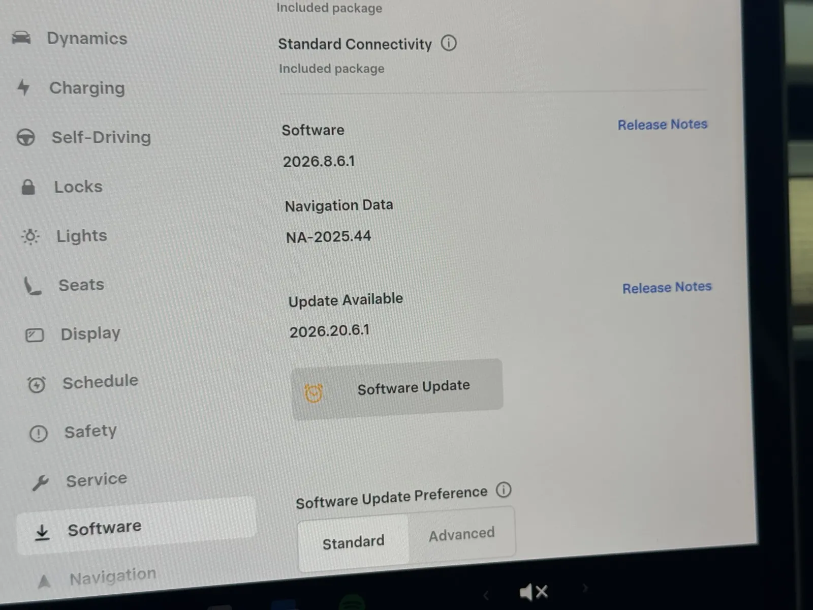 Tesla Model 3 photo 17