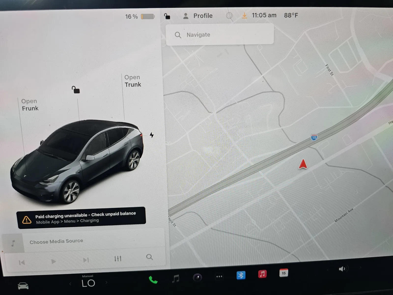 Tesla Model Y photo 16