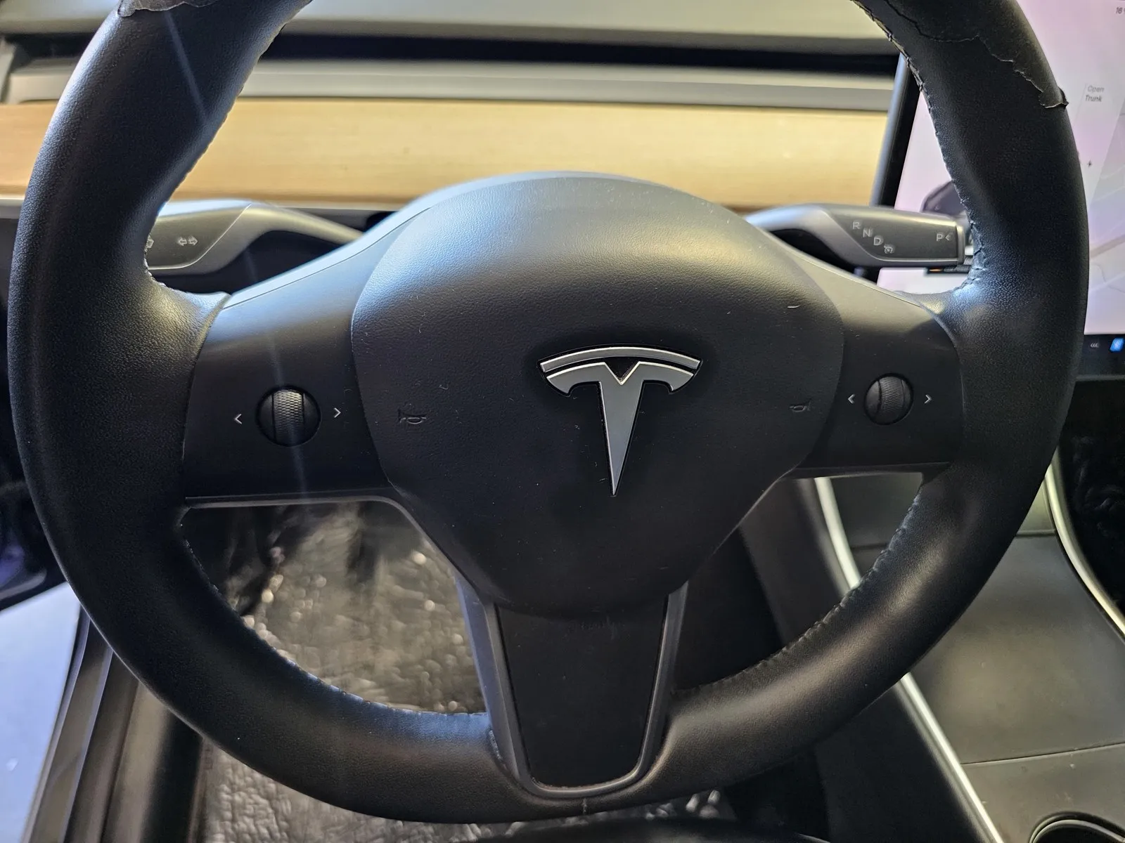 Tesla Model Y photo 15