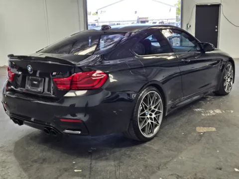 More photos of 2018 BMW M4 at Premium Autos - Norco, CA