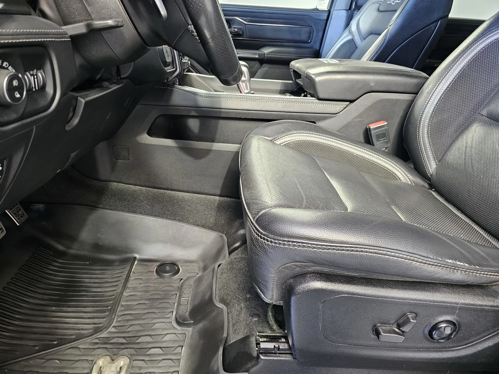 Ram 1500 photo 15