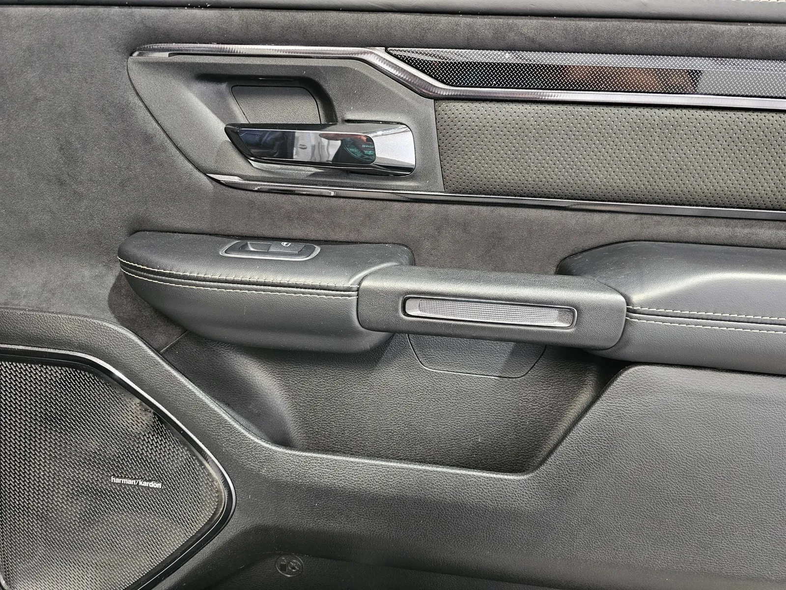 Ram 1500 photo 8