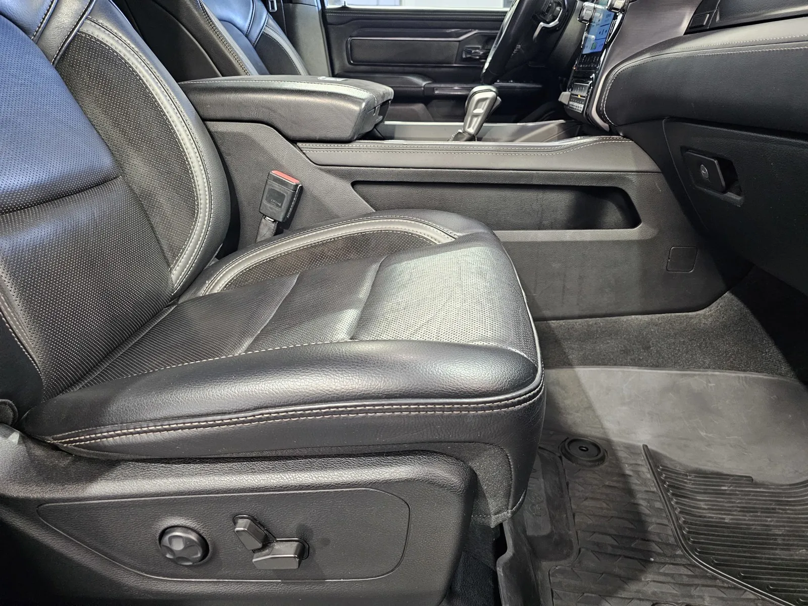 Ram 1500 photo 7