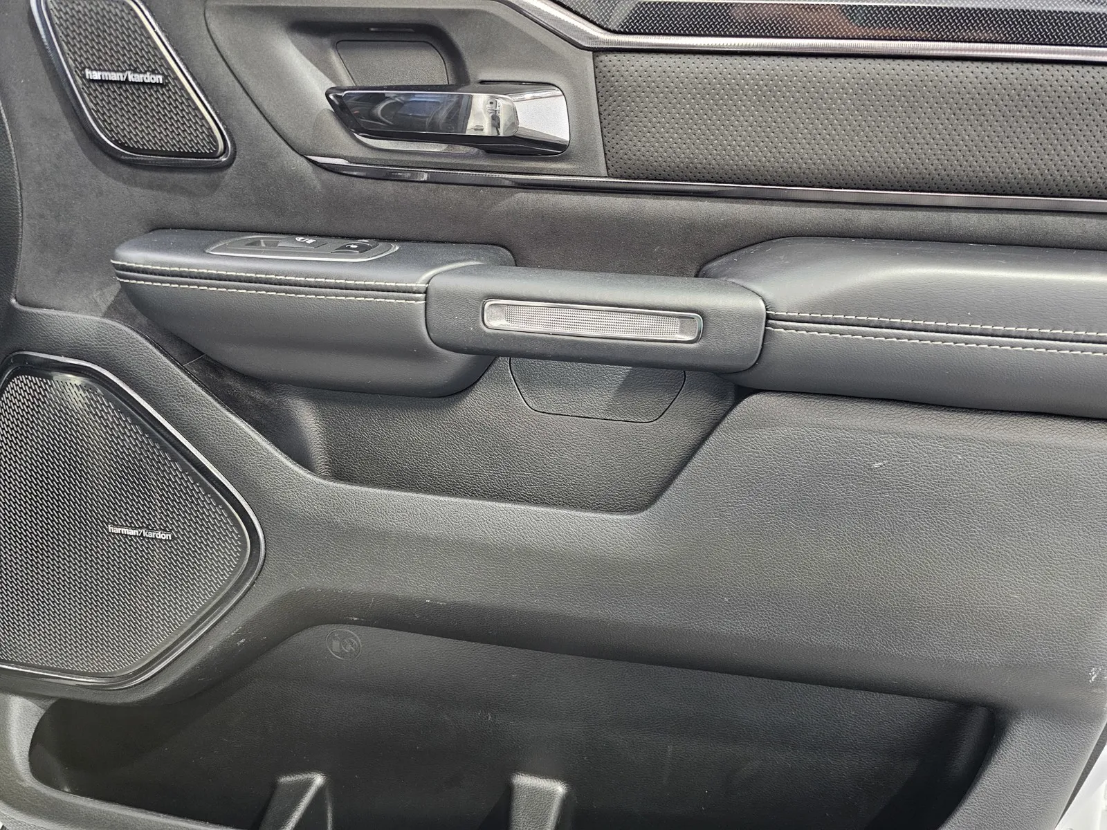 Ram 1500 photo 6
