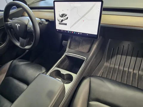 More photos of 2021 Tesla Model Y Performance at Premium Autos - Norco, CA