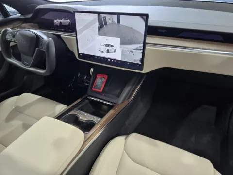 More photos of 2022 Tesla Model S at Premium Autos - Norco, CA