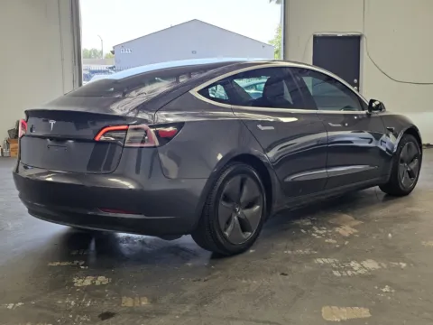 More photos of 2019 Tesla Model 3 STANDARD PLUS at Premium Autos - Norco, CA