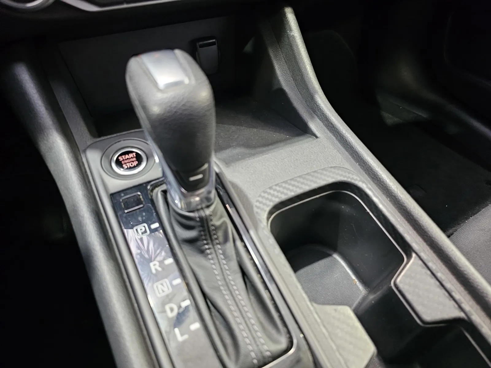 Nissan Sentra photo 16