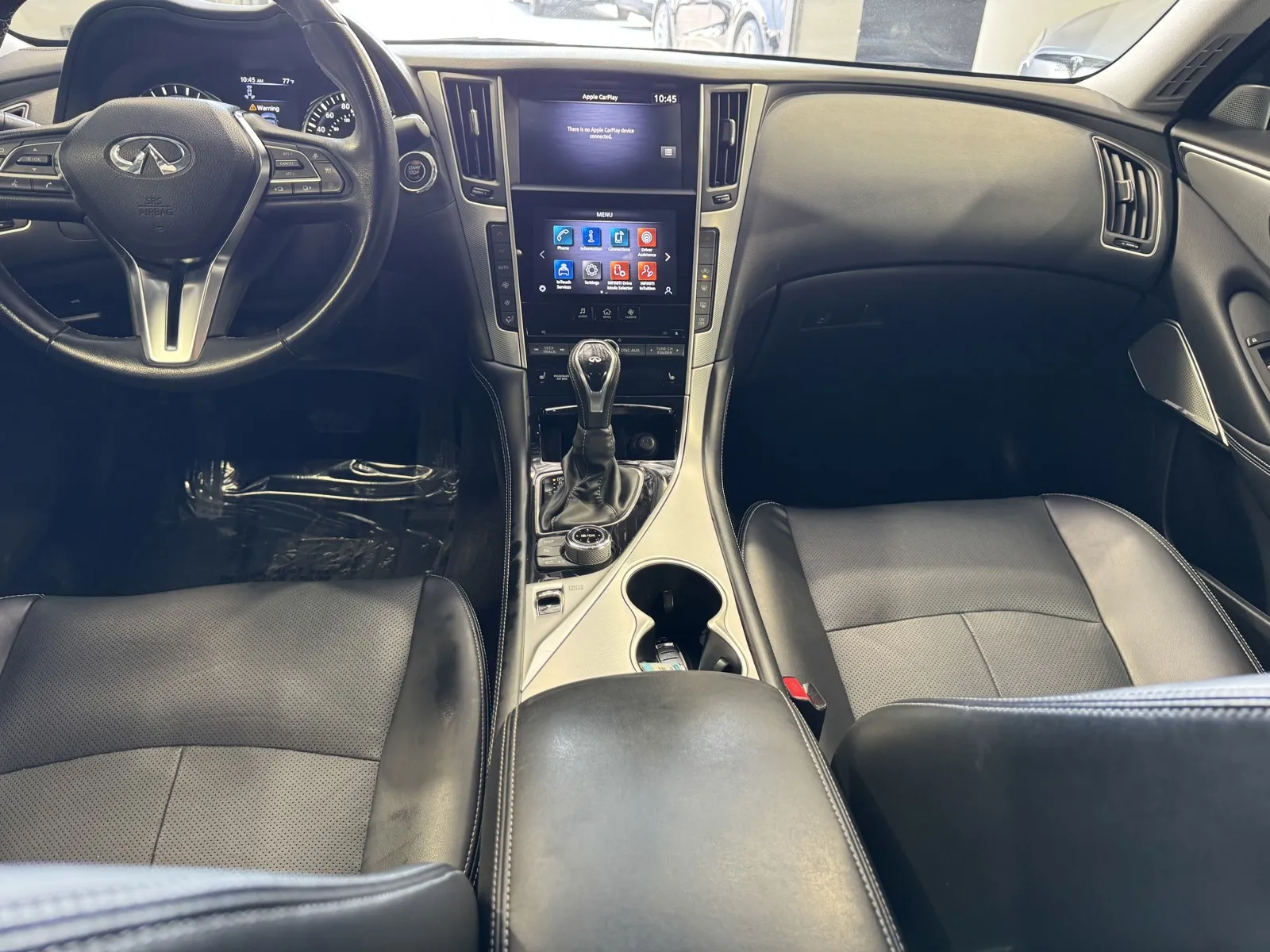 Infiniti Q50 photo 14