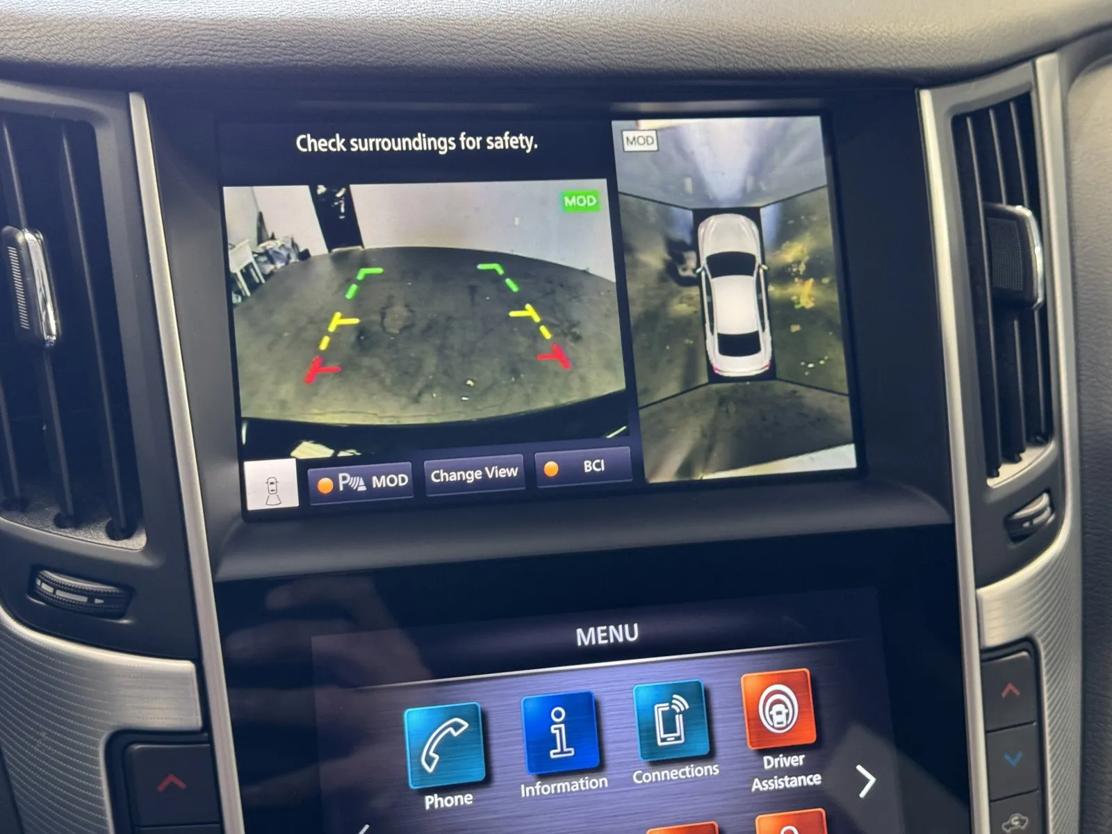 Infiniti Q50 photo 20