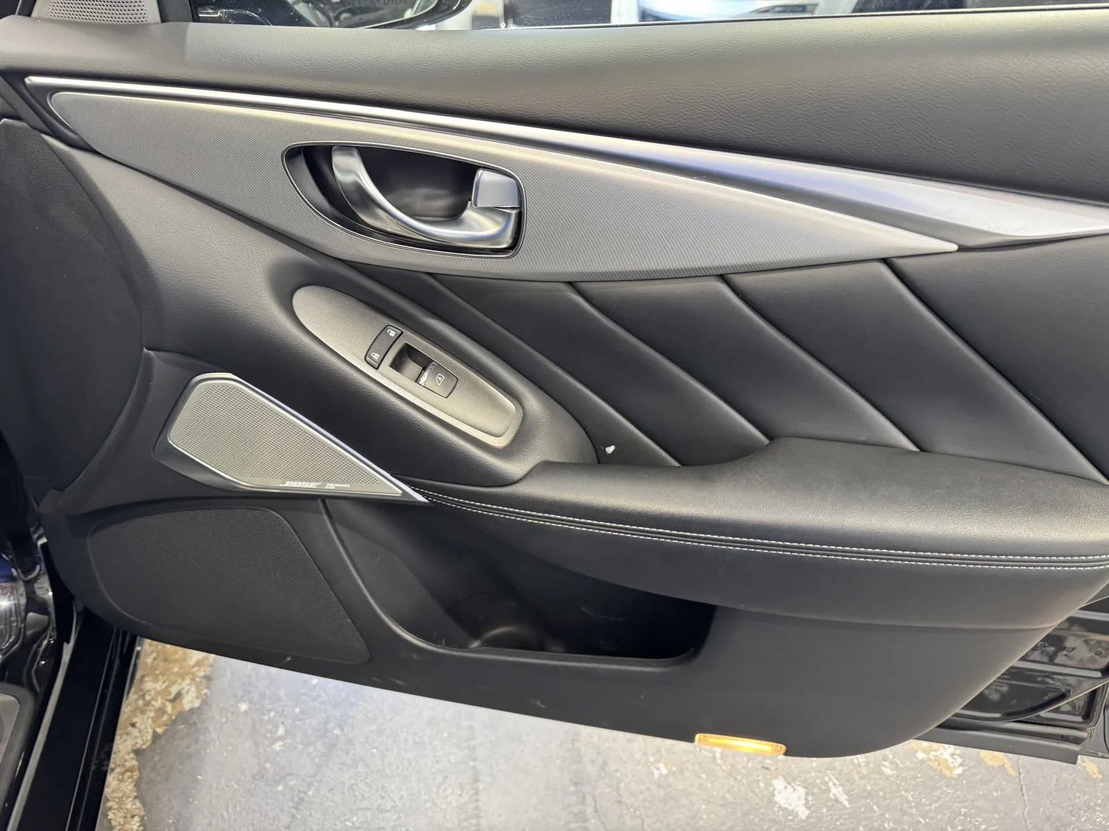 Infiniti Q50 photo 7