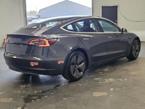 More photos of 2018 Tesla Model 3 at Premium Autos - Norco, CA