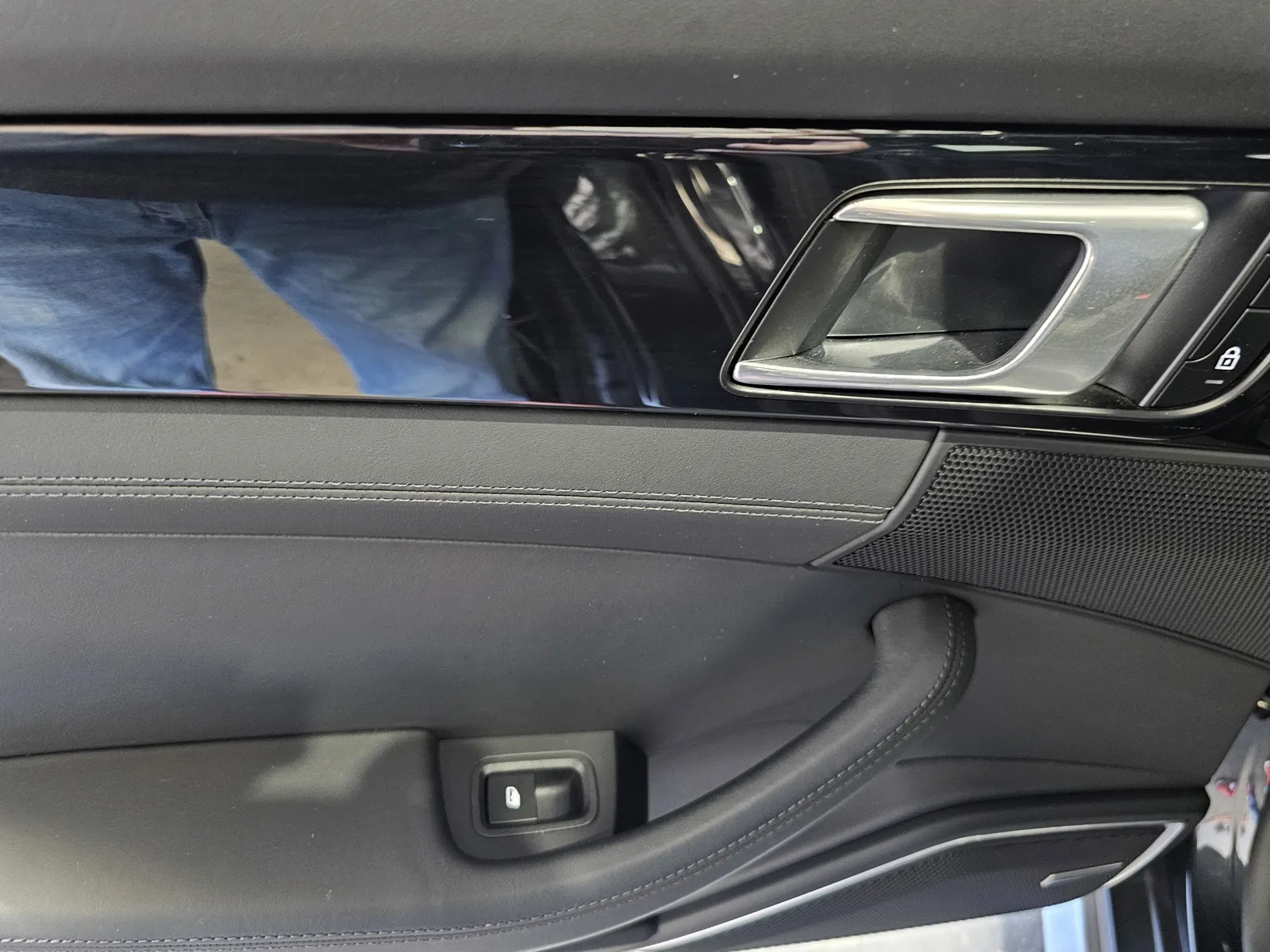 Porsche Panamera photo 11