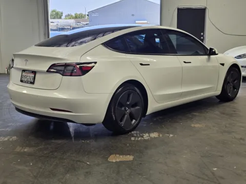 More photos of 2021 Tesla Model 3 Standard Range Plus at Premium Autos - Norco, CA