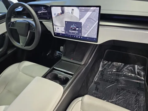 More photos of 2022 Tesla Model X Plaid at Premium Autos - Norco, CA