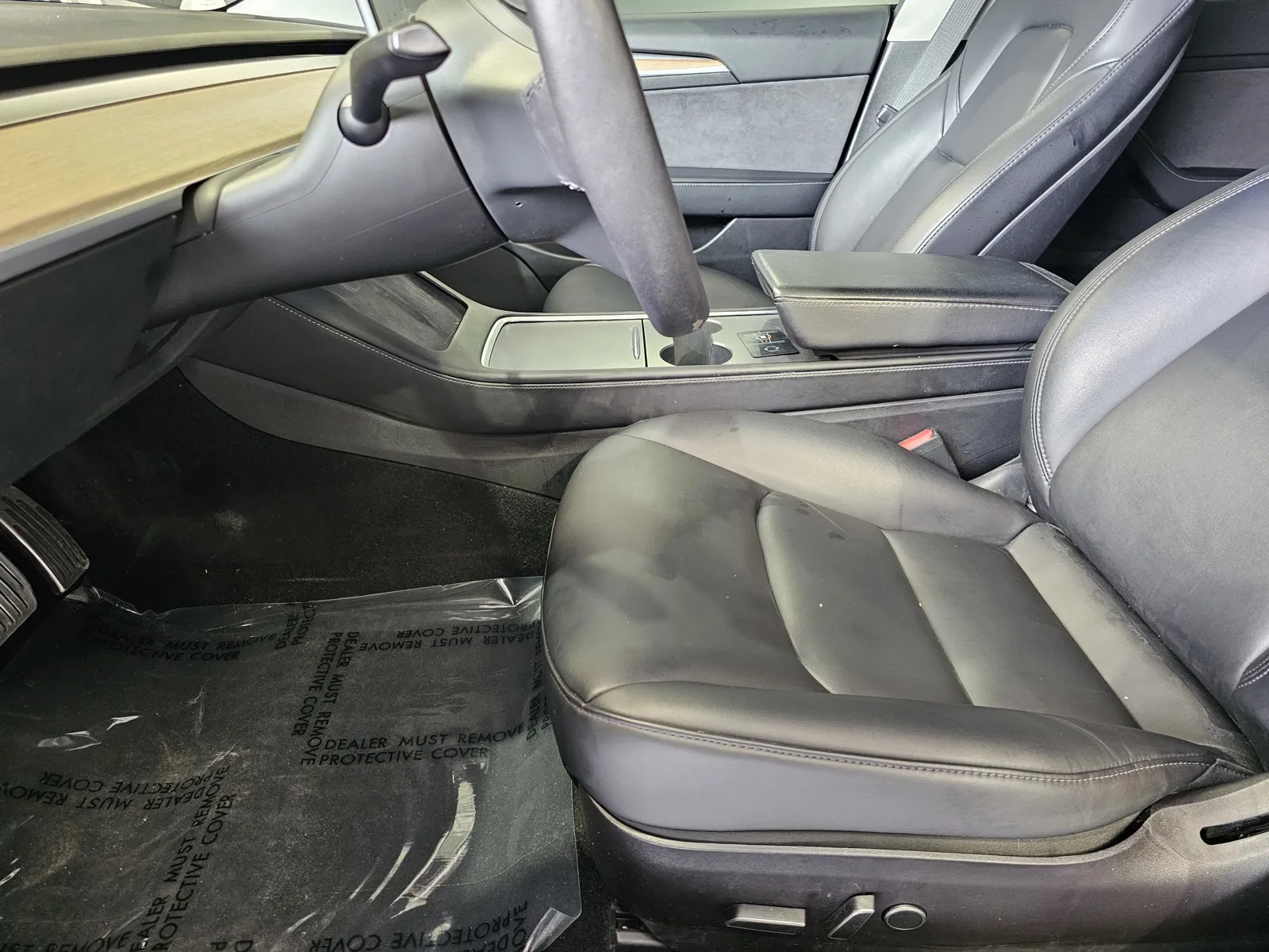 Tesla Model 3 photo 14