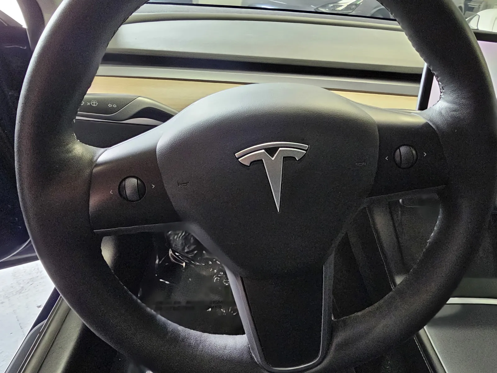 Tesla Model 3 photo 15