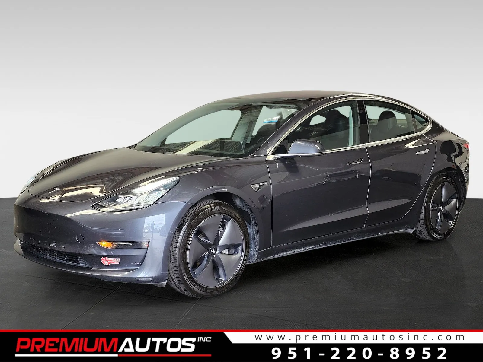 2018 Tesla Model 3's photo