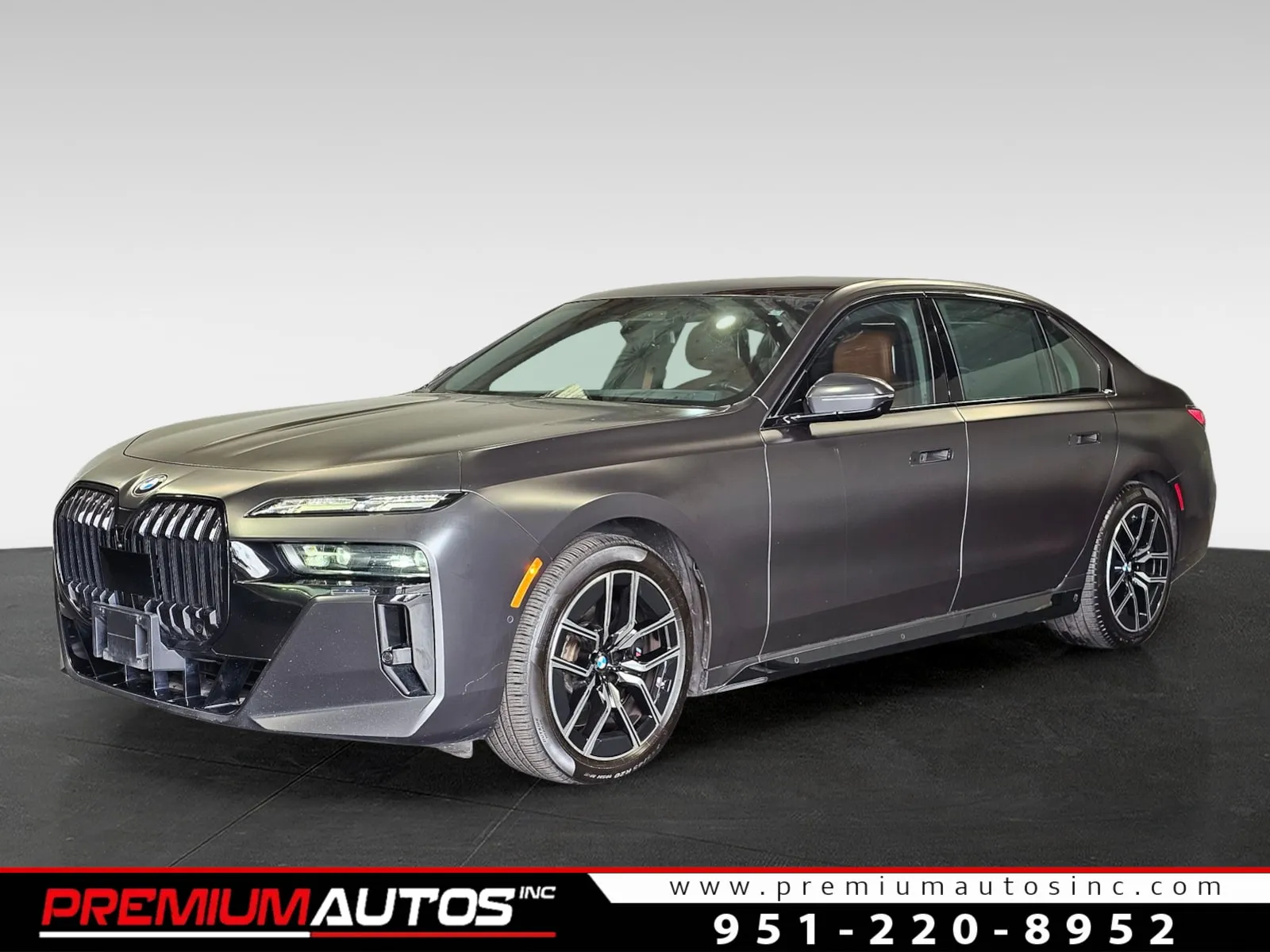 Gray 2023 BMW 7 Series 760i xDrive for sale in Norco, CA