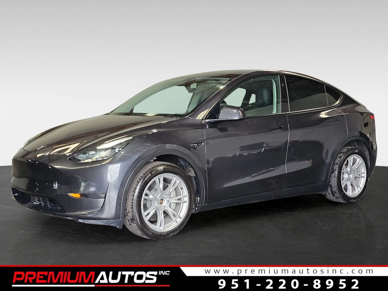 2024 Tesla Model Y Long Range Dual Motor All-Wheel Drive's photo