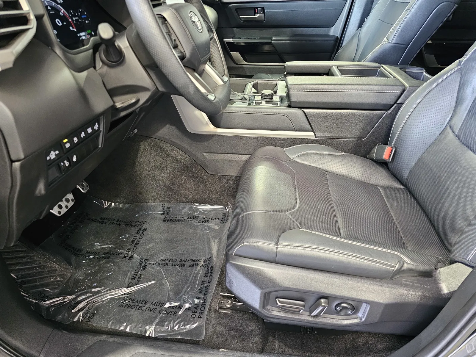 Toyota Tundra photo 14