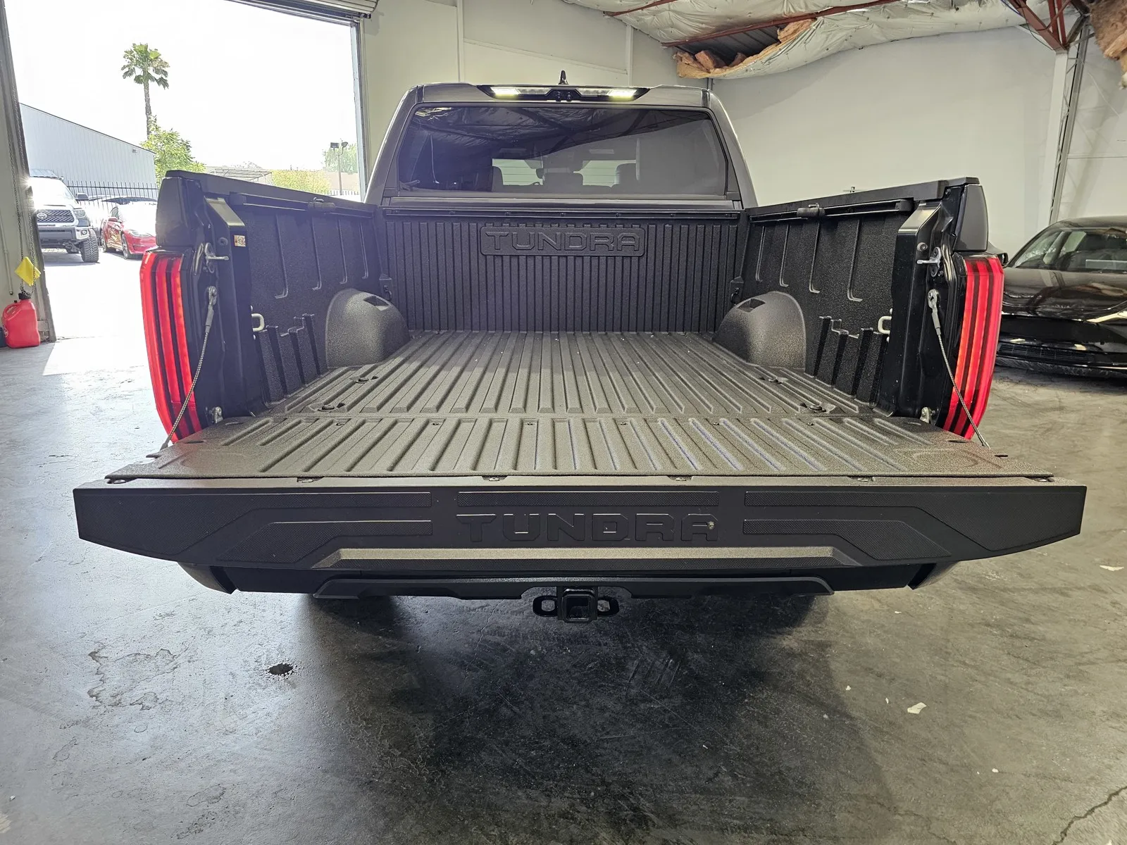 Toyota Tundra photo 10