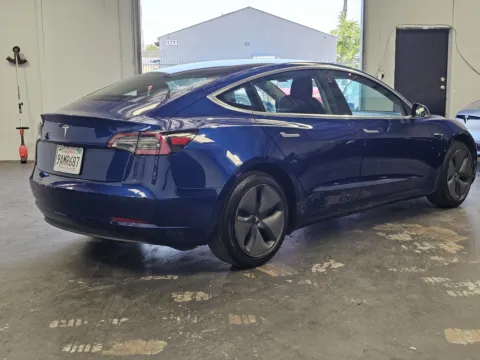 More photos of 2020 Tesla Model 3 at Premium Autos - Norco, CA