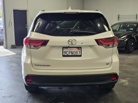 Another view of 2019 Toyota Highlander se for sale in Norco, CA at Premium Autos - Norco