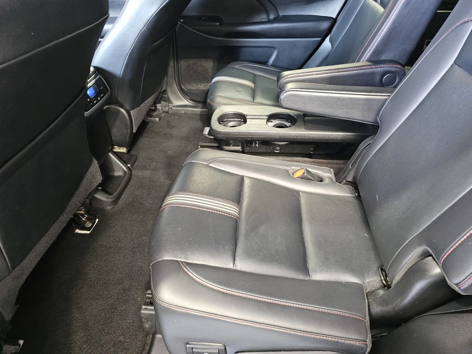 Toyota Highlander photo 13