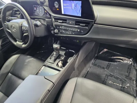 More photos of 2024 Lexus ES 350 at Premium Autos - Norco, CA