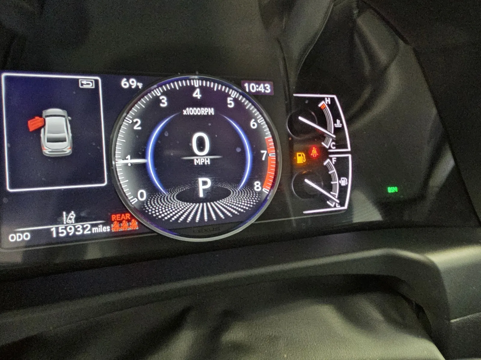 Lexus ES photo 18
