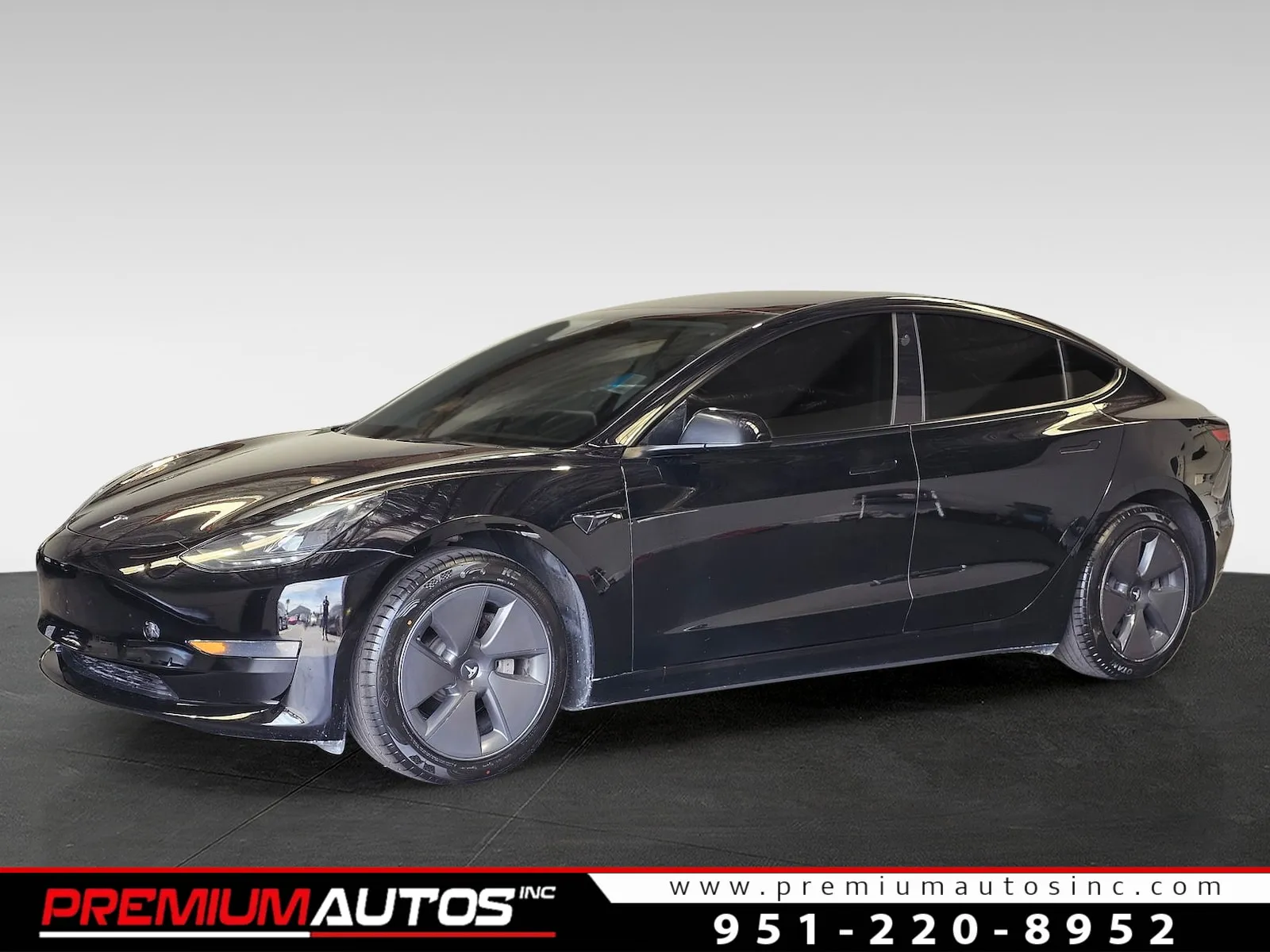2023 Tesla Model 3 -'s photo