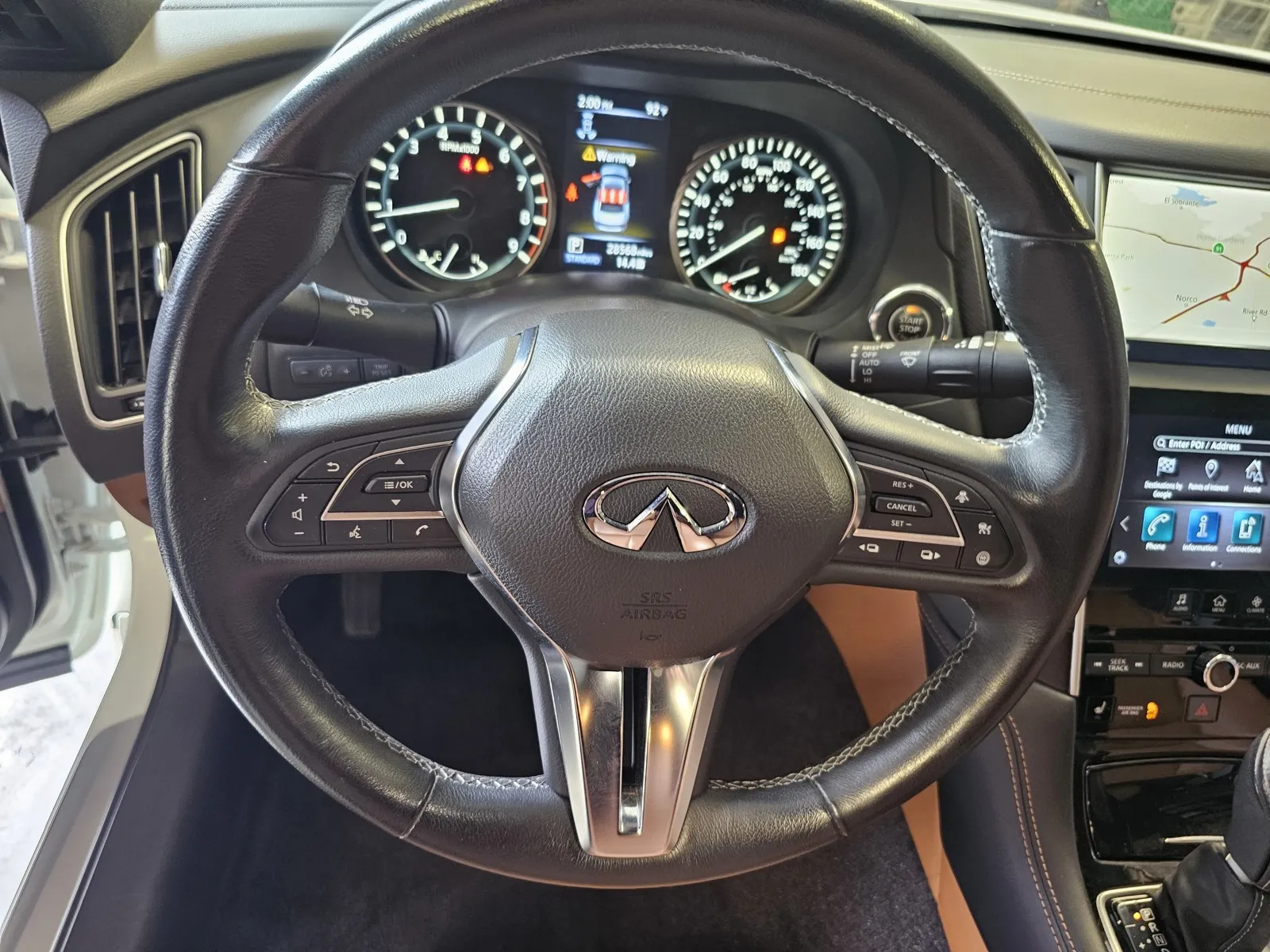 Infiniti Q50 photo 14