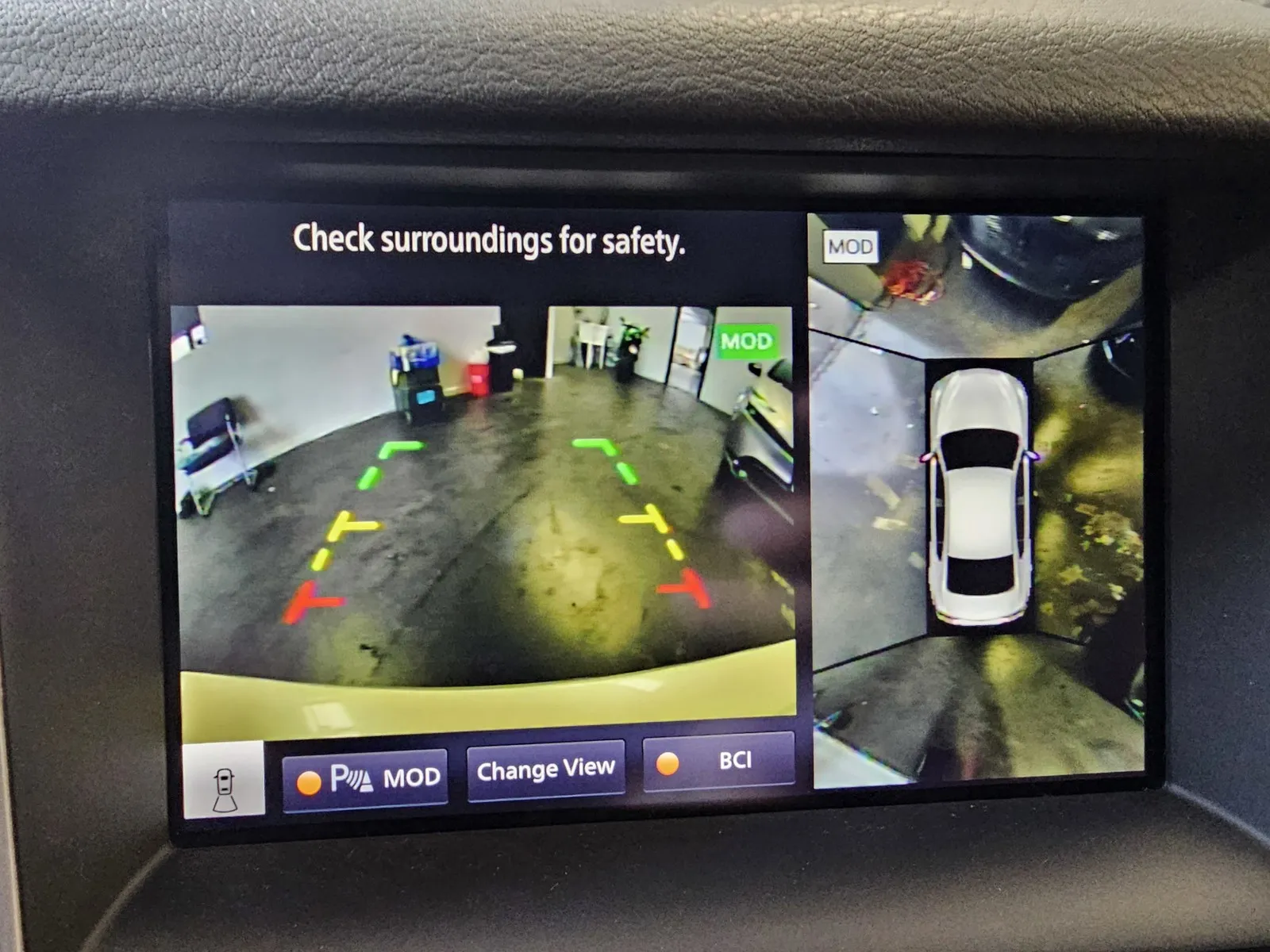 Infiniti Q50 photo 18
