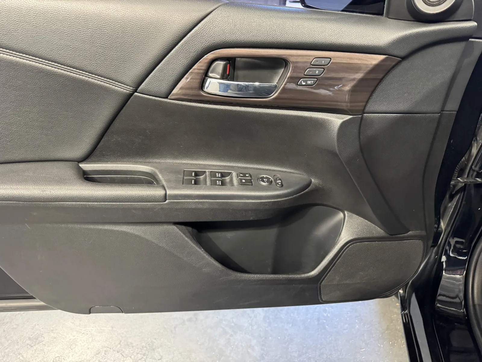 Honda Accord photo 14