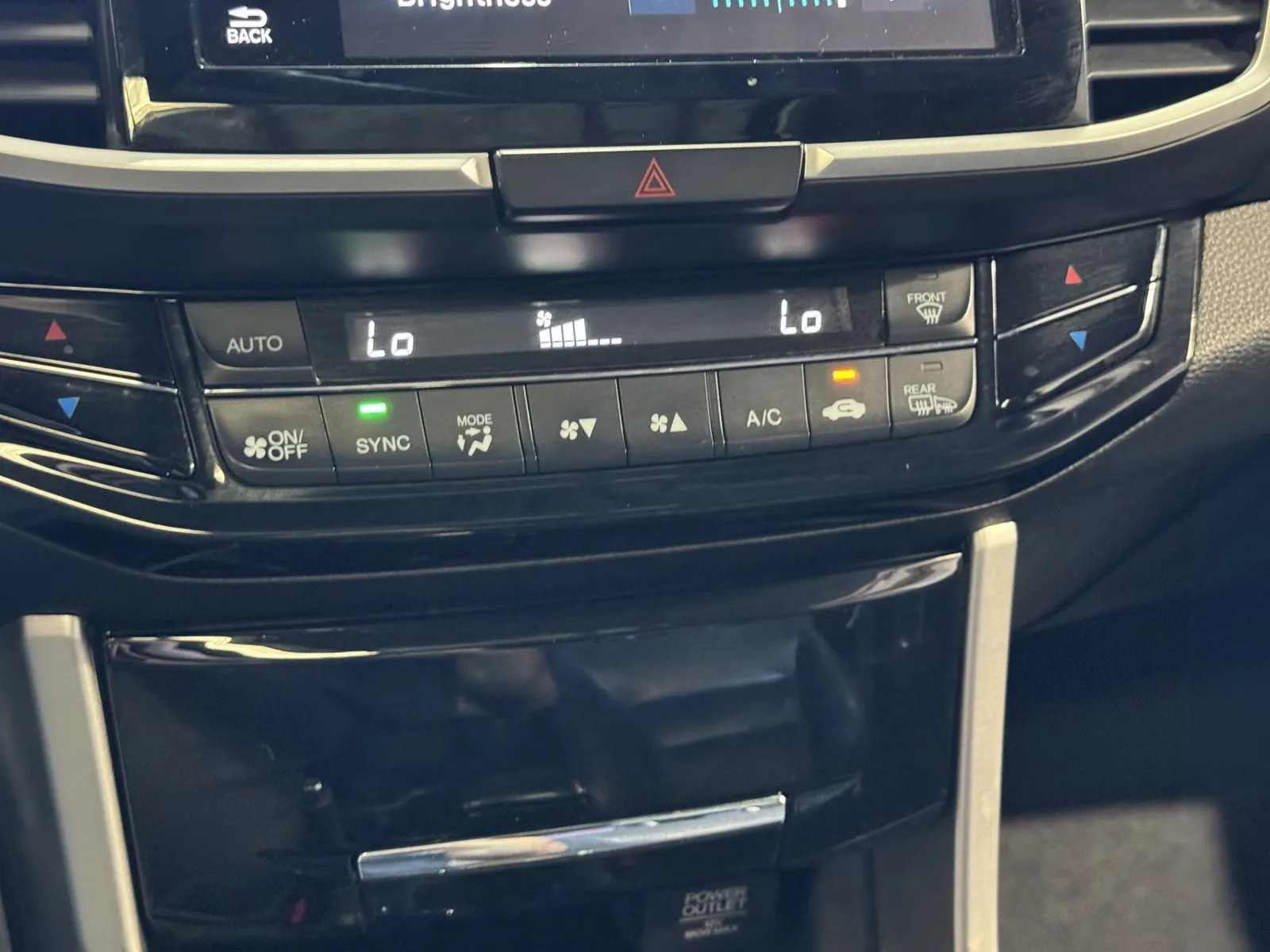 Honda Accord photo 17